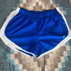 Women’s Nike Tempo Shorts